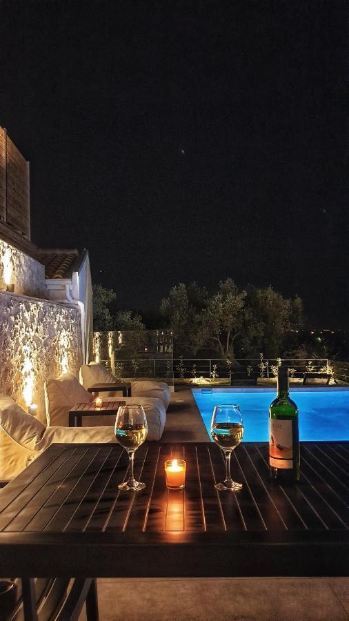 Nemesis Luxury Villas Apolpaina Екстер'єр фото